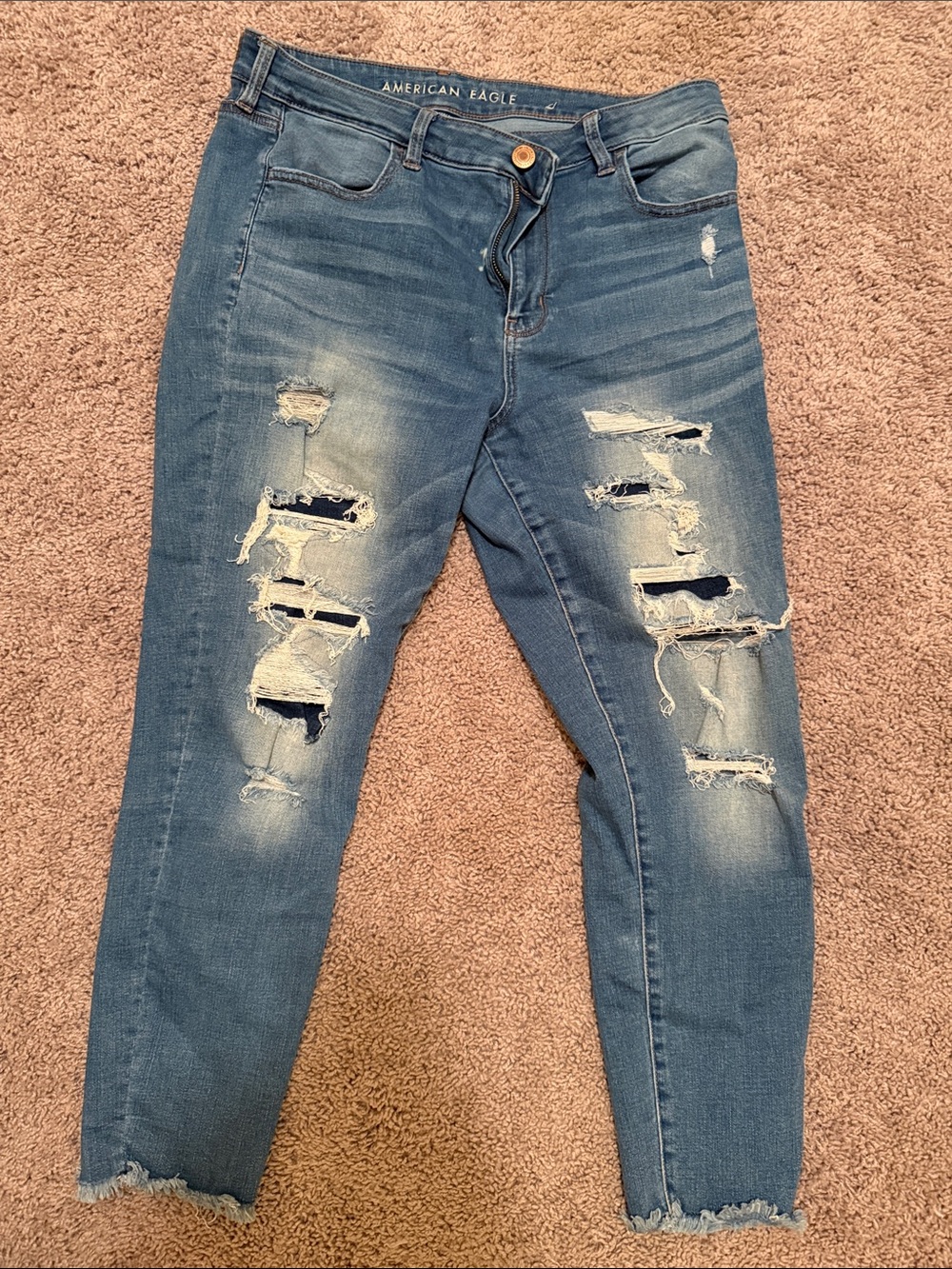 American Eagle Outfitters super stretch Blue Distressed Skinny Jeans